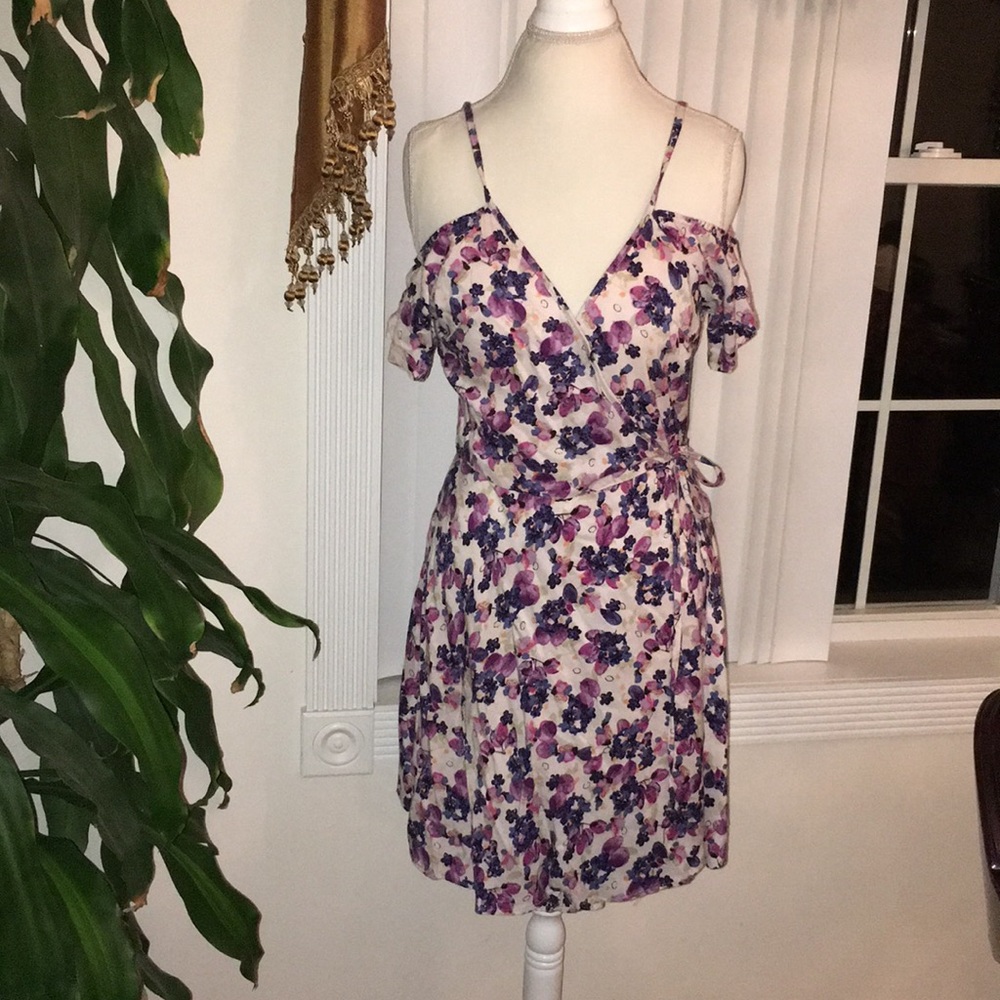 New Angie Floral Dress Medium